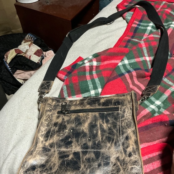 Bed Stu Black and White Checkered Shoulder Bag - Picture 3 of 3